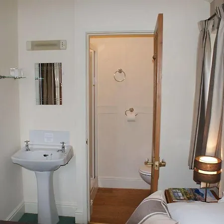 Hotel No.4 3*
