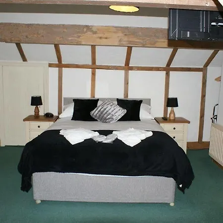 No.4 Hotel
