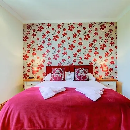 No.4 Hotel 3*